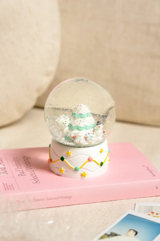 Smoko Friends Winter Wonderland Snow Globe